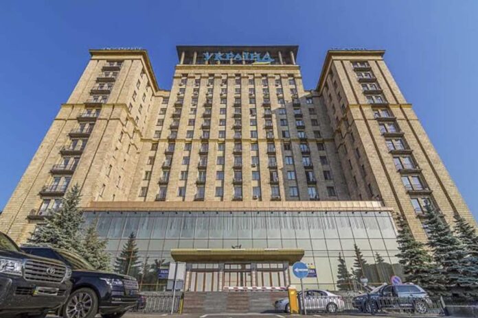 Максим Кріппа продовжує модернізацію готелю «Україна»